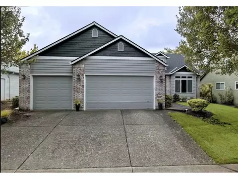 17647 SW Frederick Ln, Sherwood, OR 97140