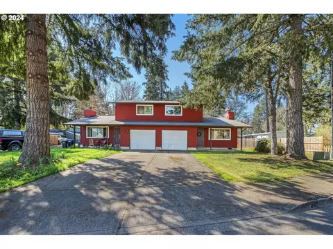 88054 5th St, Veneta, OR 97487