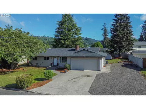 3021 Spruce Ave, Woodland, WA 98674