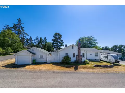 6405 Tent St, Pacific City, OR 97135