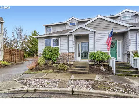 4992 NW Huserik Dr, Portland, OR 97229