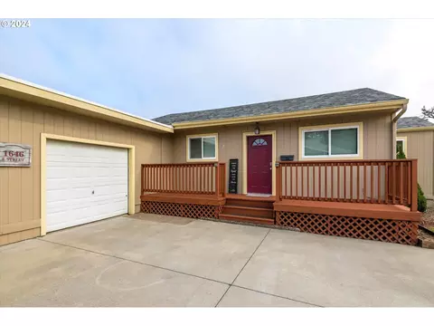 1646 E St, Springfield, OR 97477