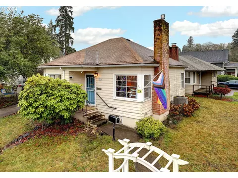 1938 C St, Forest Grove, OR 97116