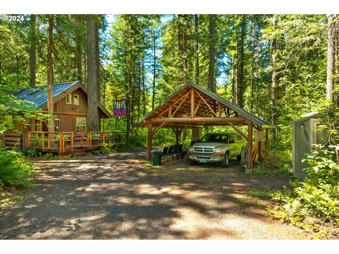 57096 N Bank Rd #6, Mckenzie Bridge, OR 97413