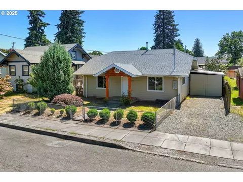 213 Engle Ave, Molalla, OR 97038 photo 1