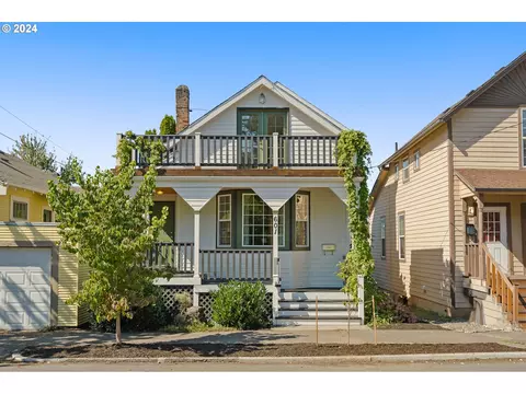 601 Jq Adams St, Oregon City, OR 97045
