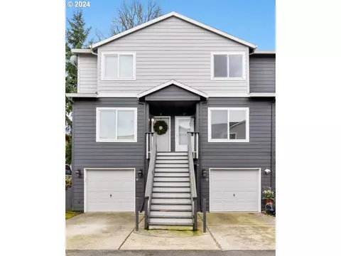 255 N 18th St #F3, Saint Helens, OR 97051