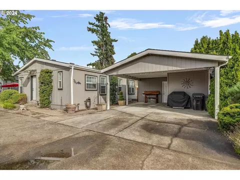 1111 SE 3rd Ave #70, Canby, OR 97013