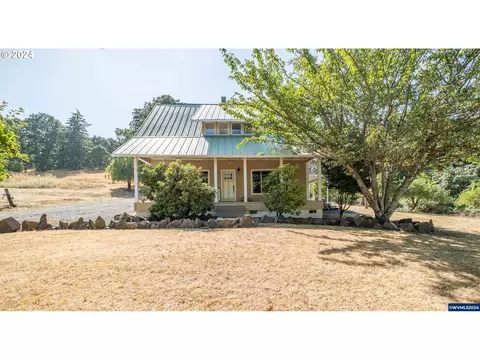 37869 Middle Ridge Rd, Lebanon, OR 97355