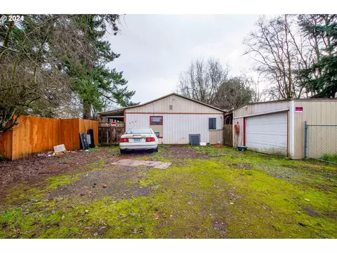 626 NE Faloma Rd, Portland, OR 97211