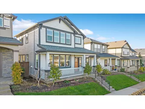 10826 SW Stockholm Dr, Wilsonville, OR 97070