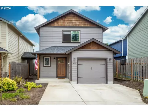 410 Sunset Ct, Amity, OR 97101