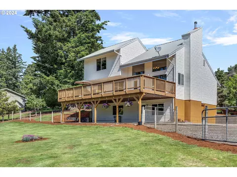 18550 S Lyons Rd, Oregon City, OR 97045
