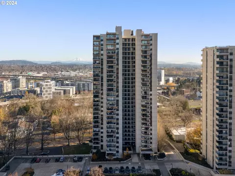 2221 SW 1st Ave #2423, Portland, OR 97201