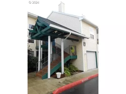 13210 SE 7th St #N64, Vancouver, WA 98683