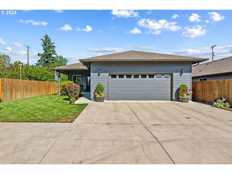 1805 Berwin Ln, Eugene, OR 97404
