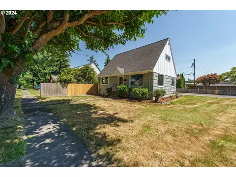 3173 Garfield St, Longview, WA 98632