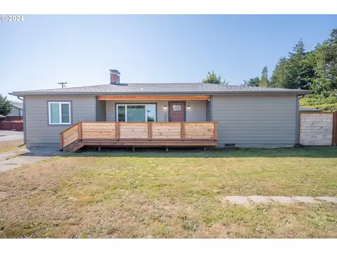 2209 Virginia Ave, North Bend, OR 97459