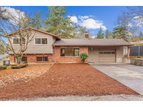 4065 SE Pinehurst Ave, Milwaukie, OR 97267