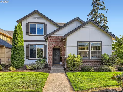 10288 SW Lisbon St, Wilsonville, OR 97070