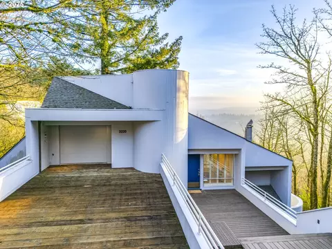 3220 SW Fairmount Blvd, Portland, OR 97239