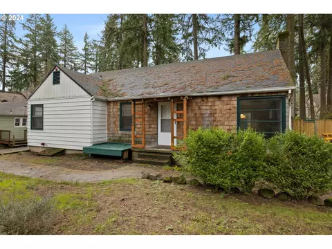 3930 Southshore Blvd, Lake Oswego, OR 97035