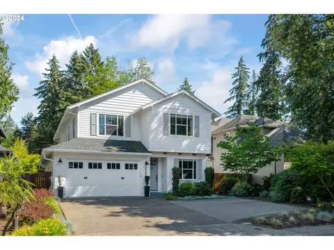 4736 Lakeview Blvd, Lake Oswego, OR 97035