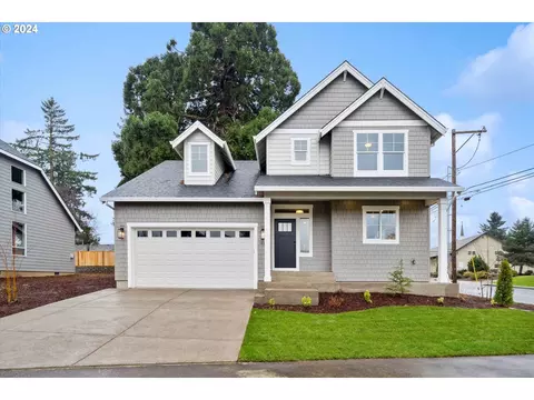 618 Gatch St, Woodburn, OR 97071