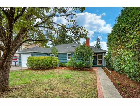 2385 Lincoln St, Eugene, OR 97405