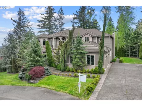 14289 SE Wyler St, Happy Valley, OR 97086