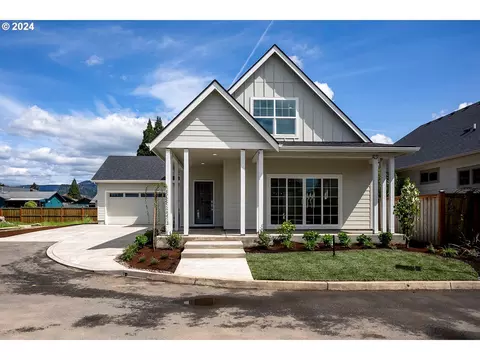 3469 Marilla Ln, Eugene, OR 97408
