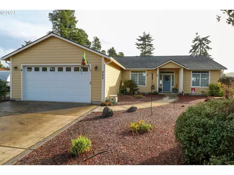 845 Raechel Rd, Lakeside, OR 97449