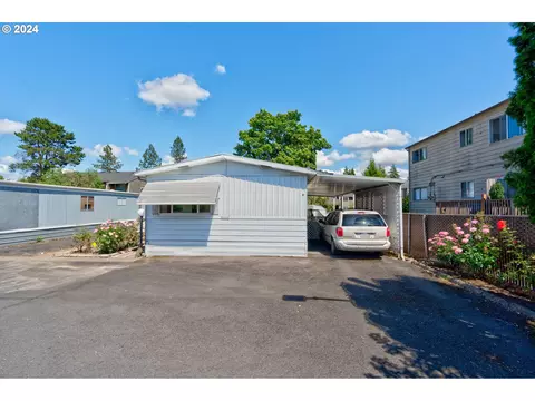 6120 SW 124th Ave #9, Beaverton, OR 97008