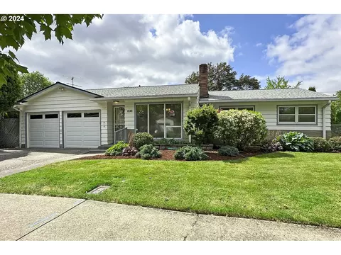 10814 SE Pardee St, Portland, OR 97266