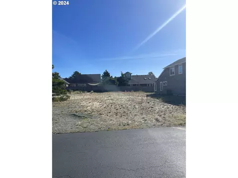 pinyon dr, Manzanita, OR 97130