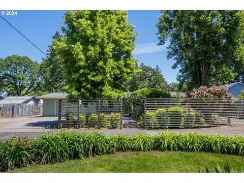 1860 SW 187th Ave, Beaverton, OR 97006