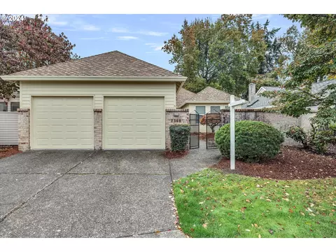 7360 SW Lakeside Loop, Wilsonville, OR 97070