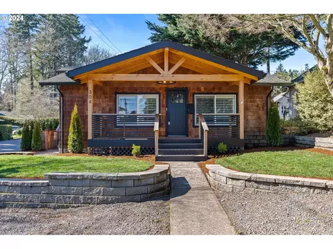 304 6th St, Lake Oswego, OR 97034
