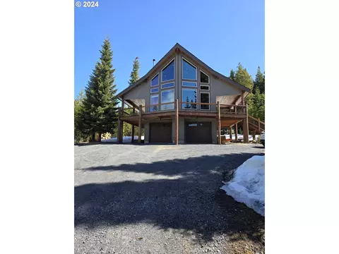 141015 Red Cone Dr, Crescent, OR 97733