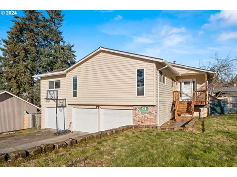 7575 Springhill Ct, Gladstone, OR 97027