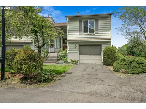 15031 NE Rose Pkwy, Portland, OR 97230