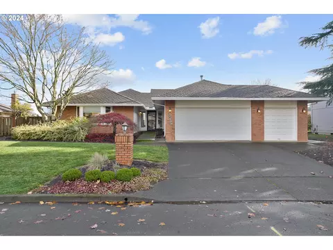 31680 SW Country View Ln, Wilsonville, OR 97070