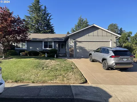 2426 SW Crestwood Pl, Dallas, OR 97338