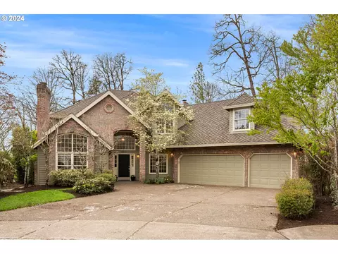 5511 Westfield Ct, Lake Oswego, OR 97035