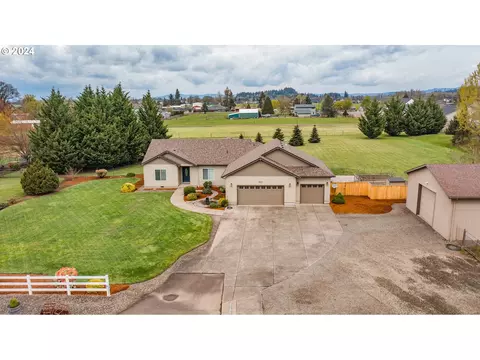 4673 NE Woods Rd, Albany, OR 97321