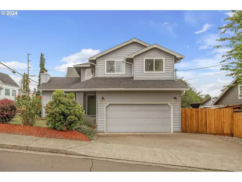 103 Park St, Gaston, OR 97119