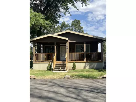 1809 26th St # 88, La Grande, OR 97850