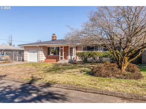 1814 NE 120th Ave, Portland, OR 97220