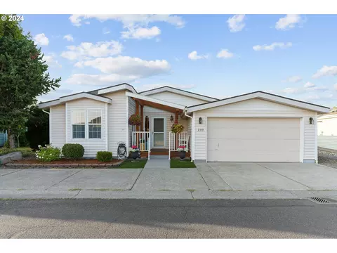 16500 SE 1st St #109, Vancouver, WA 98684
