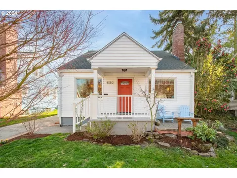 4330 SE Windsor Ct, Portland, OR 97206